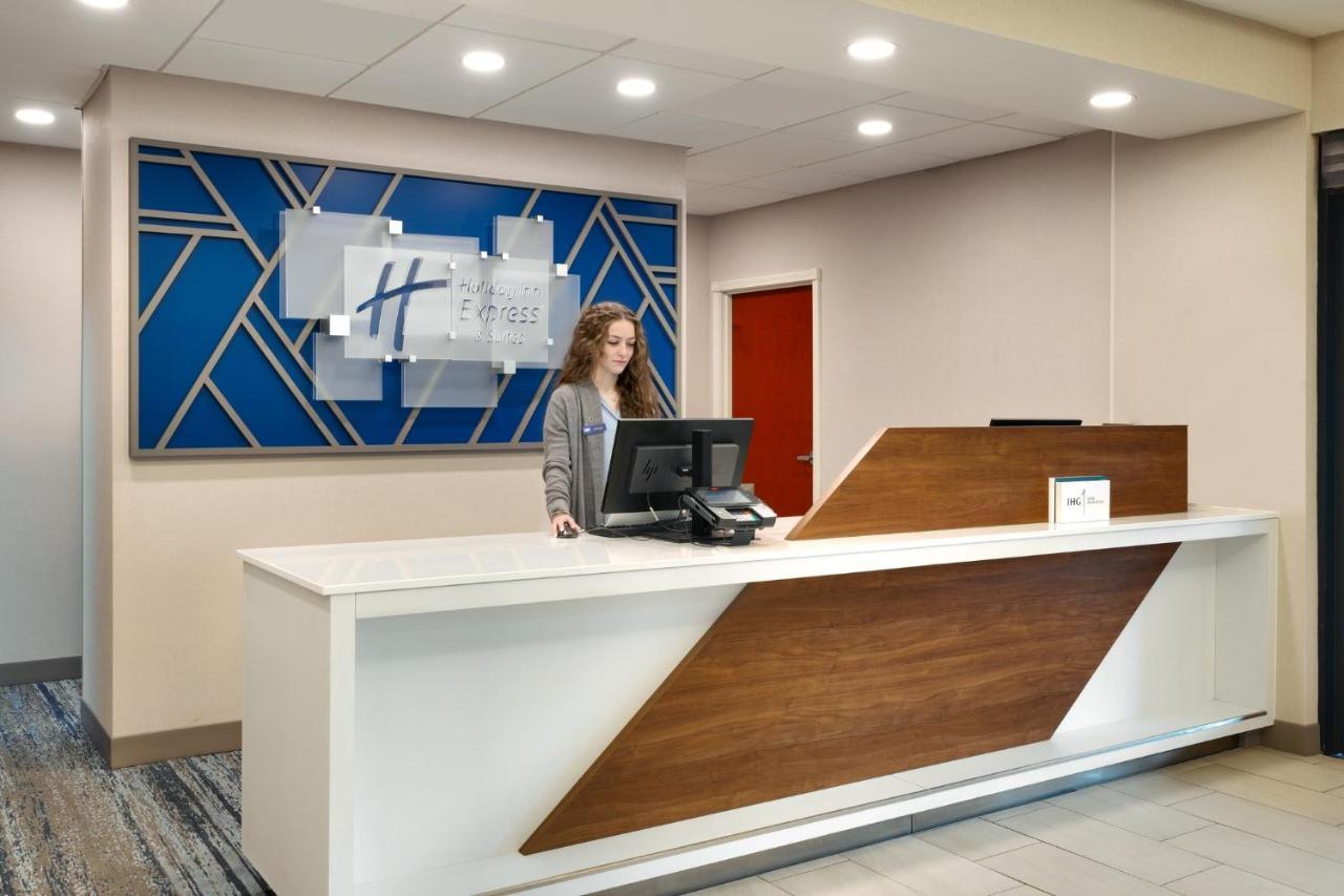 Holiday Inn Express And Suites Helena By Ihg Екстер'єр фото