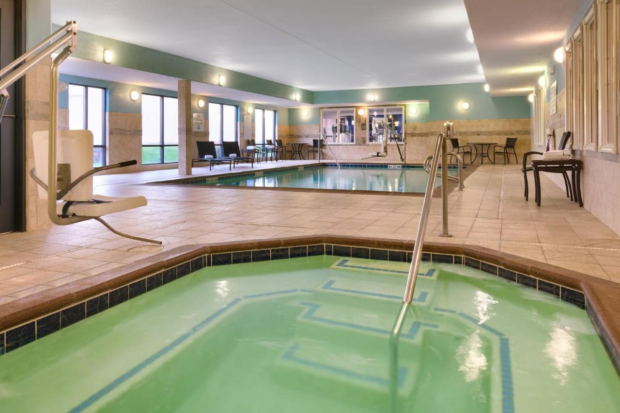 Holiday Inn Express And Suites Helena By Ihg Екстер'єр фото