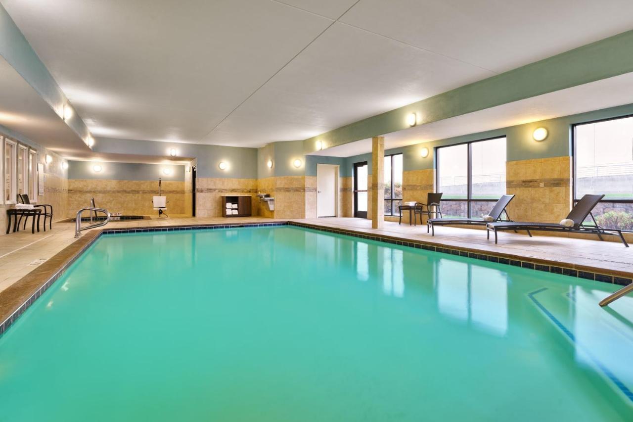 Holiday Inn Express And Suites Helena By Ihg Екстер'єр фото